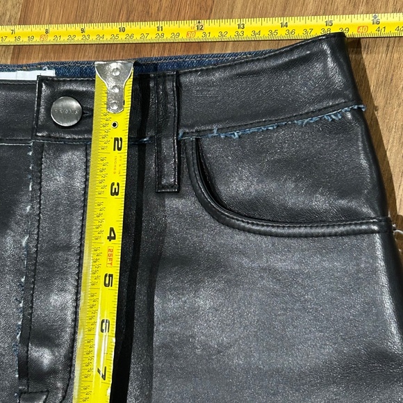 Frame Le Mini Skirt Stagger Auberry Leather Denim Size 28 Waist - Picture 6 of 10